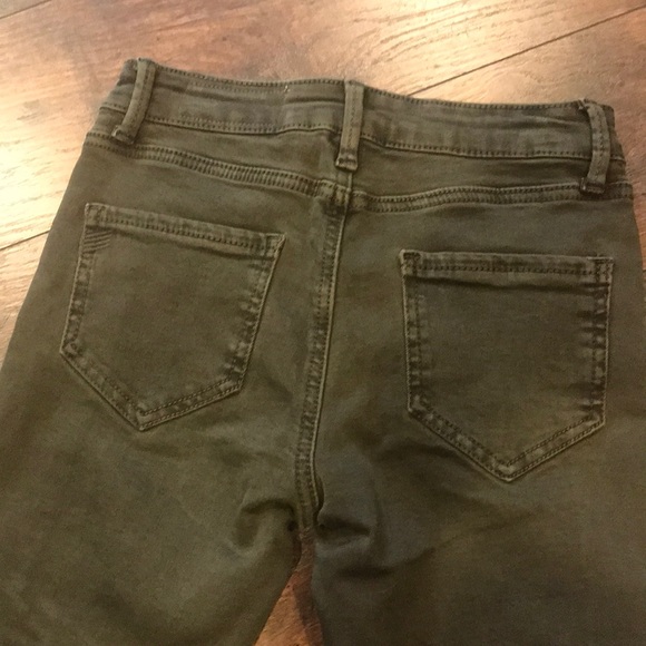 Olive Skinny Moto Zipper Stretch Jeans - Picture 3 of 3